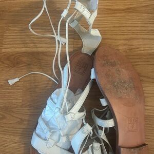 Frye White Sandals Elegant Summer Footwear